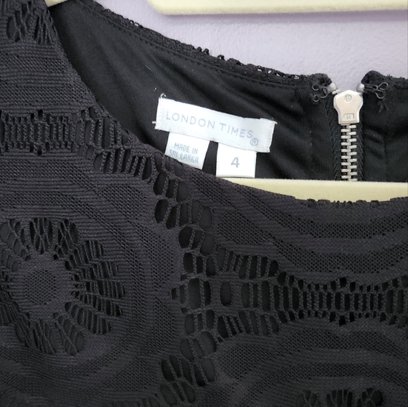 London Times blocked lace shift dress - Picture 3 of 9